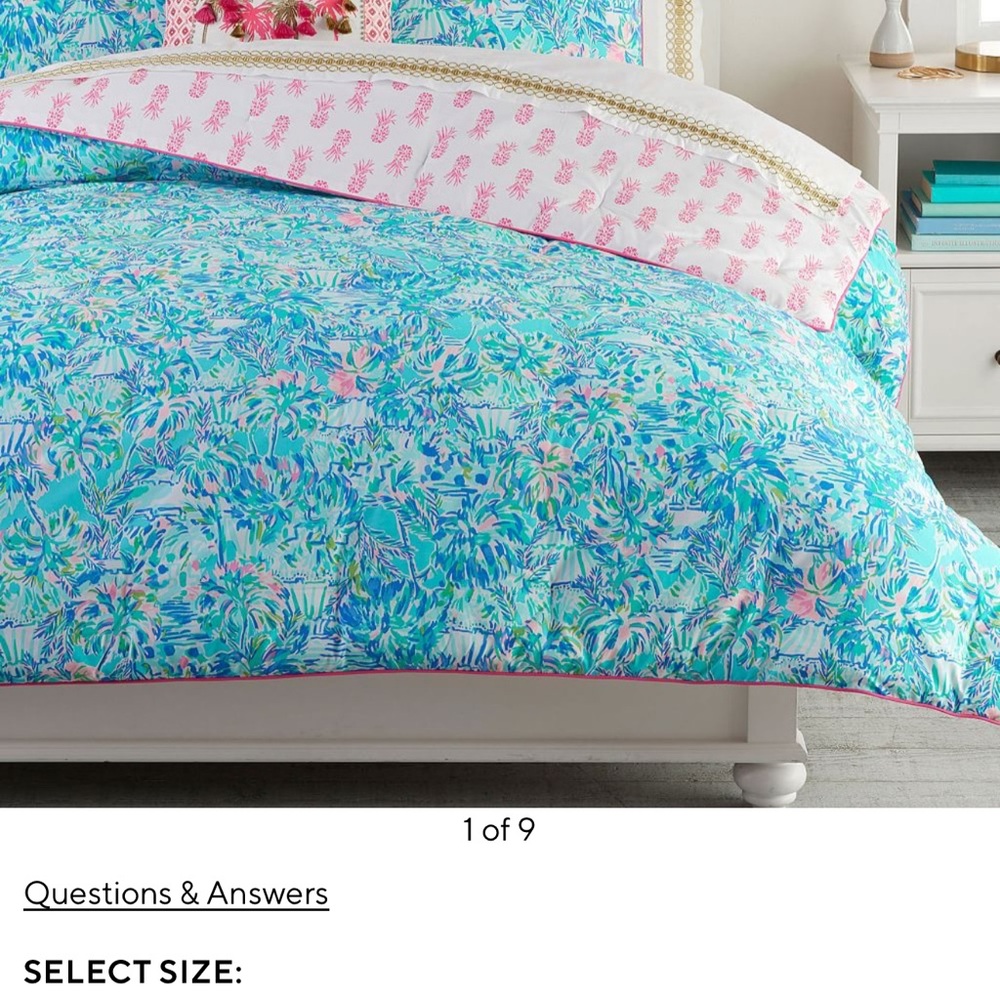 Lilly Pulitzer Pineapple Party Comforter (full/queen) and 2 matching euro shams